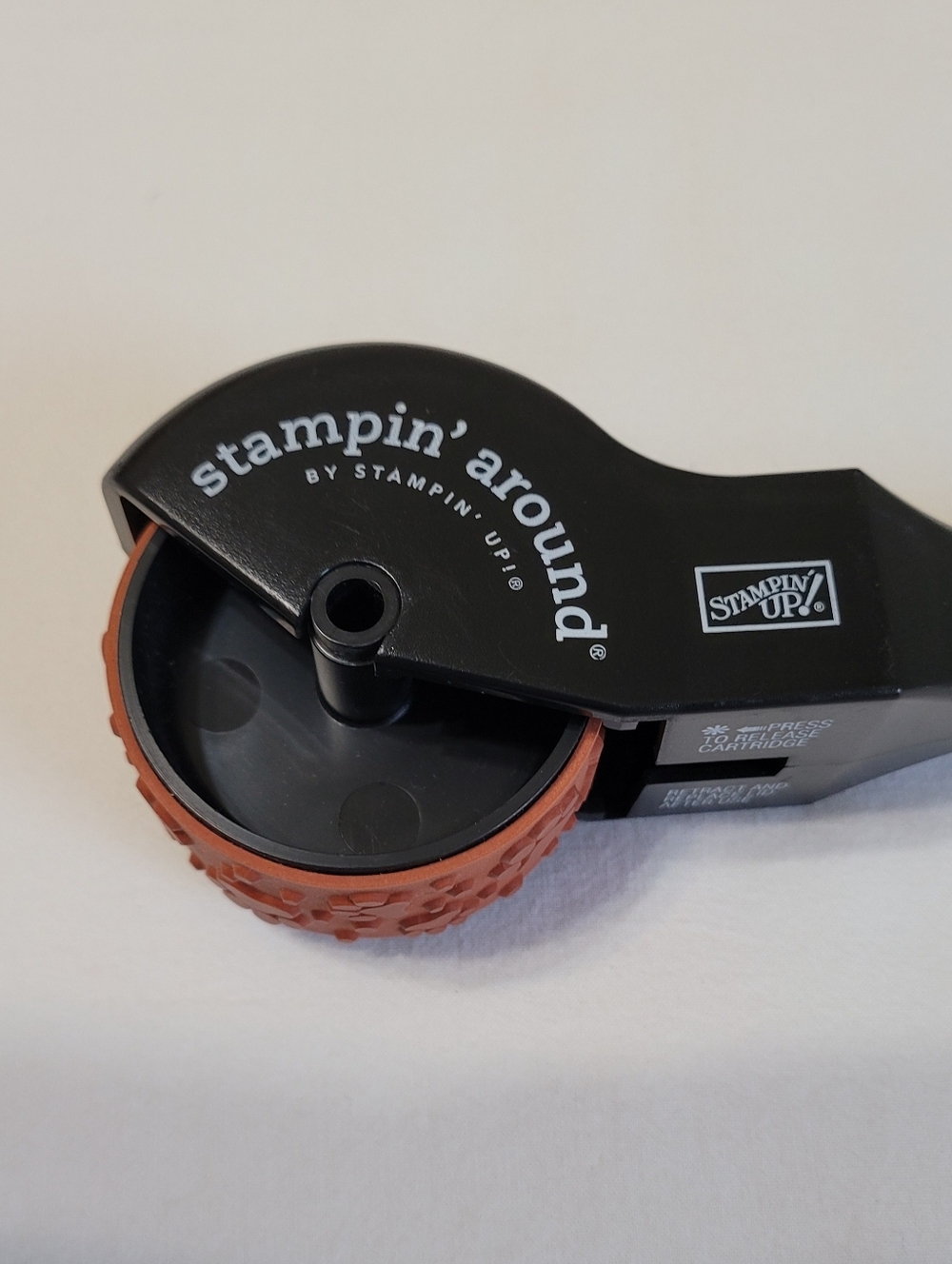 🔖(3 For $20) Stampin' Up! Stampin' Around Roller Wand & Roller Stamp - Paw - Picture 5 of 7